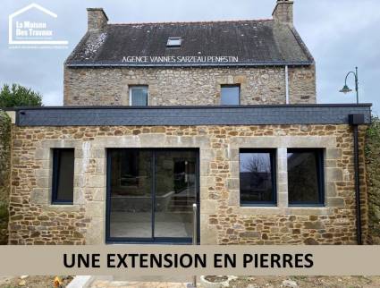 Une extension de maison en pierre dans le Golfe du Morbihan