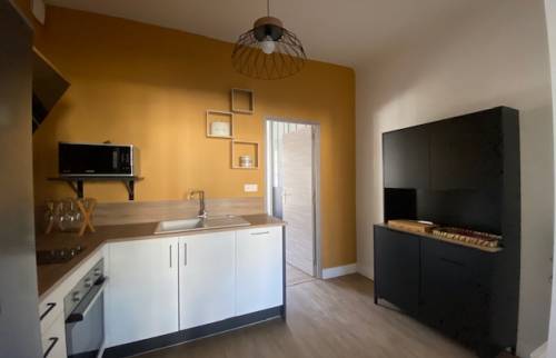 Travaux cuisine saintes