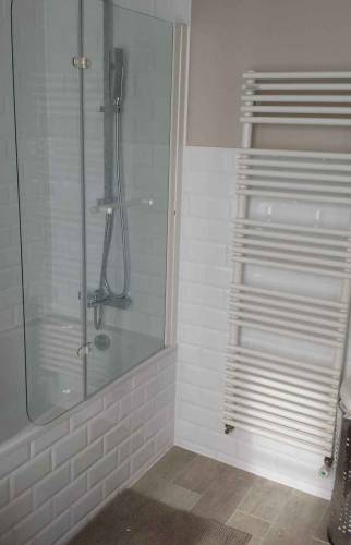 MIse en place d'un sèche serviette à Chelles