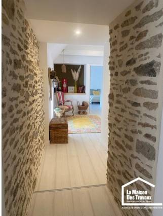 Pierres apparentes dans les combles La Maison des Travaux Vannes