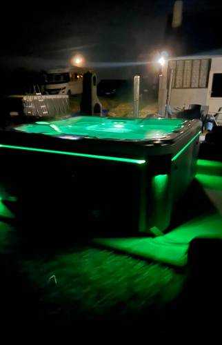 Spa de nuit lumière verte