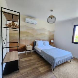 Surélévation de maison avec création de chambre décorée - Pérols 34470