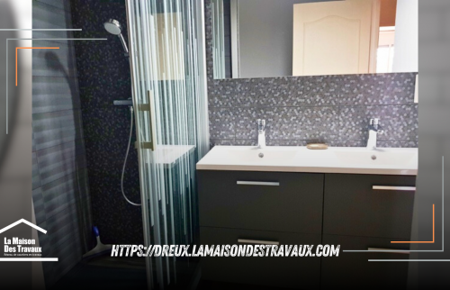 Rénovation de salle de bain à Verneuil: Élégance et fonctionnalité