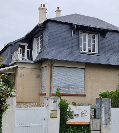 Rénovation couverture ardoise à Fontainebleau 