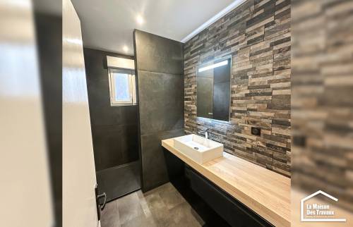Salle de bain moderne