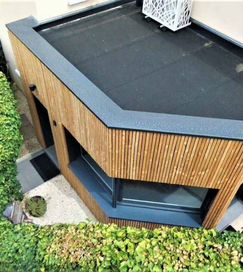 Extension moderne en bois à Grenoble Sud (38100)