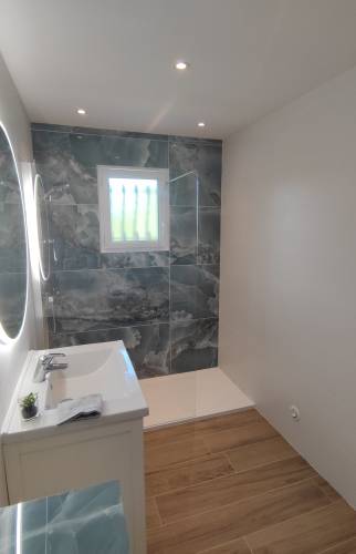 Salle de bain rénovée à Voiron