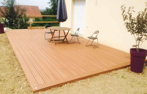 Création d'une terrasse en bois composite à Chessy (77)