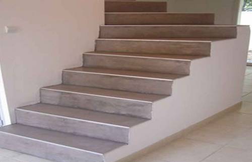 L'escalier en béton ciré