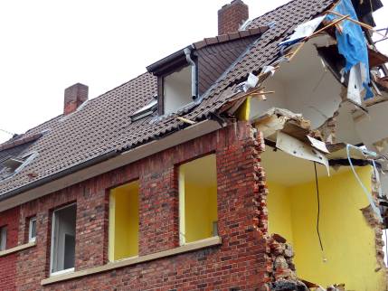 Démolition d'une maison près de Landerneau (29) photo d'illustration