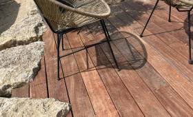 Découpe des lames et intégration aux enrochements 