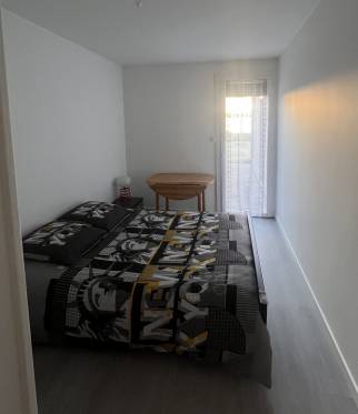 peinture et parquets au menu de cette chambre