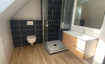 Faïence dans une salle de bain Le Parc 50870