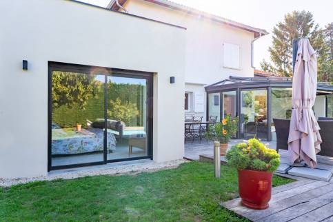 Travaux d'installation de menuiseries en aluminium à Lyon 