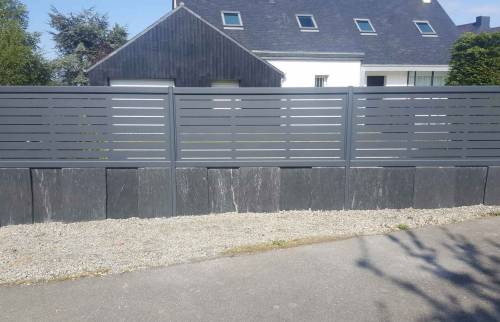 Création portail et clôture aluminium à Saint-Lunaire