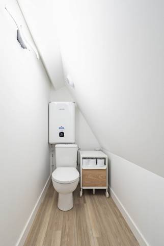 Toilette classique sur pied