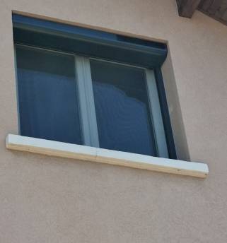 Rénovation de menuiserie avec installation de volet roulant à moustiquaire intégrée - Lagnieu 01150