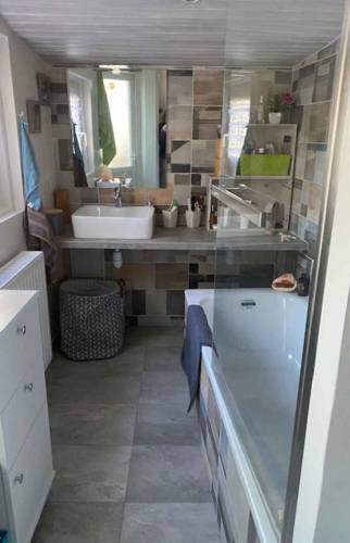 Salle de bain commune