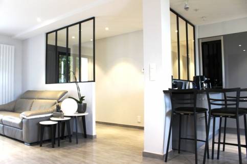 Pose de verrière d'atelier appartement Pineuilh 