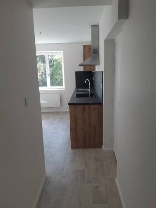 Couloir d'entrée dans appartement 2 - Bourg-en-Bresse 01