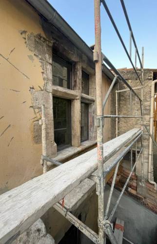 Pendant les travaux du ravalement de façade