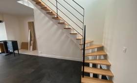 Pose d'un escalier sur-mesure à Rezé