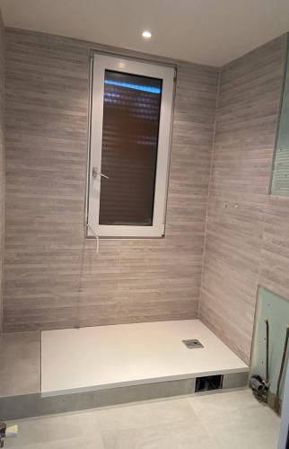 Installation d'une douche italienne - Bouc-Bel-Air (13)