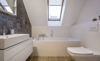 Créer une salle de bain sous les combles Nice