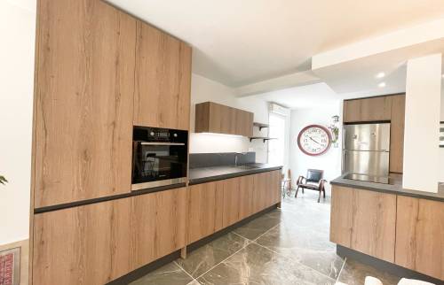 Poseur cuisine Hyères