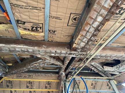 Isolation thermique ; rénovation énergétique ; toiture ; aménagement combles