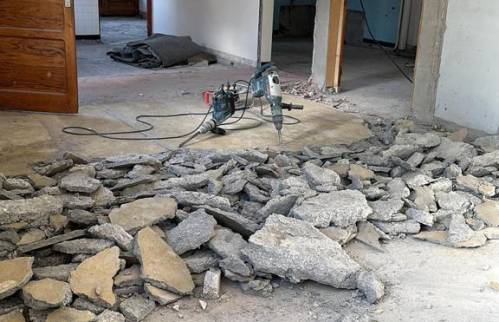 Piquage de la chape - maçon 73, plaquiste 73, carreleur 73, menuisier 73, étanchéiste 73, électricien 73, plombier 73