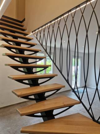 montée vers l'étage 