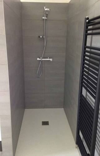 Douche à l'italienne et sèche serviette à Altkirch