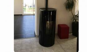 Pose d'un poêle à bois à La Lucerne d'Outremer (50320).