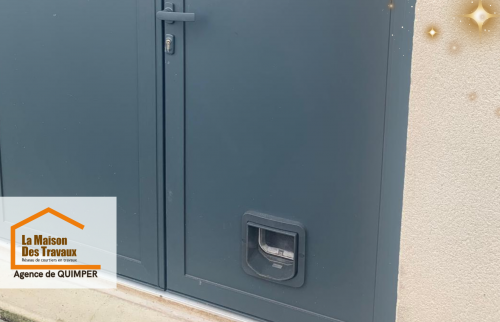 Détails soignés dans la buanderie : Raccordements de plomberie refaits et espaces de rangement optimisés pour un quotidien pratique et ordonné. 🚿✨