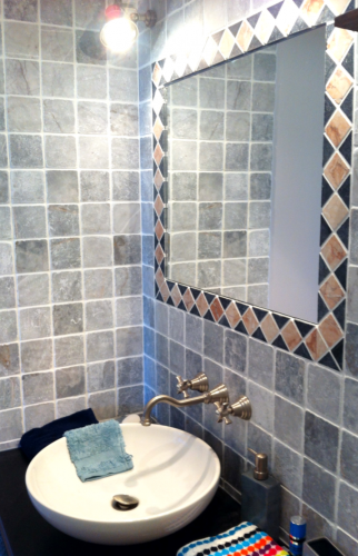 Salle de bain en travertin