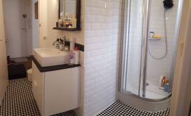 Aménagement d’un appartement accueillant à Lavérune (34880) la salle d'eau