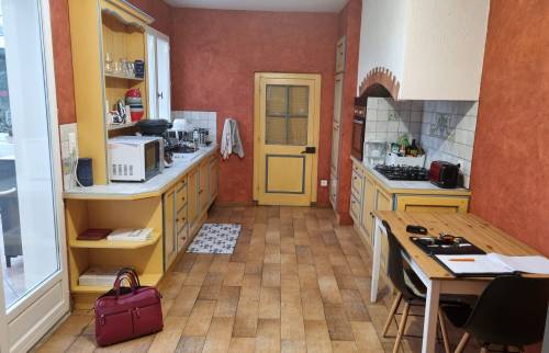 Vue d'ensemble de la cuisine actuelle 