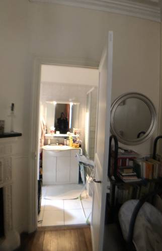 AVANT la salle d'eau qui sera transformée en cuisine - Paris 17