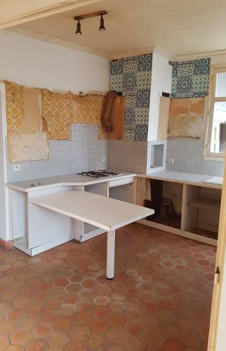 Avant travaux : ancienne cuisine 