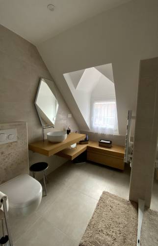 Salle de bain beige