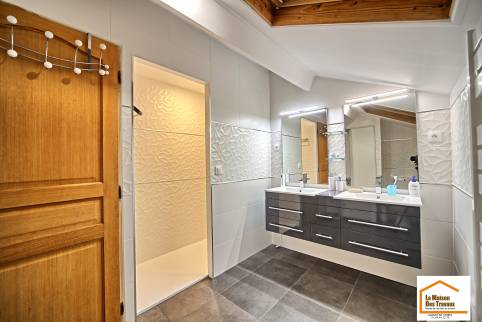 Agrandissement et rénovation de salle de bain (Vigneux-sur-Seine)