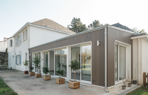 Rénovation et extension d'une véranda existante VERTOU (44120) - vue extérieure jardin d'hiver