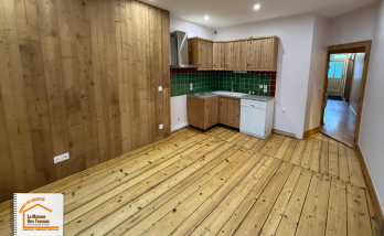 rénovation parquet Beaufort, parquet bois massif rénovation, rénovation intérieure Savoie, restauration parquet ancien, rénovation logement Savoie, courtier en travaux