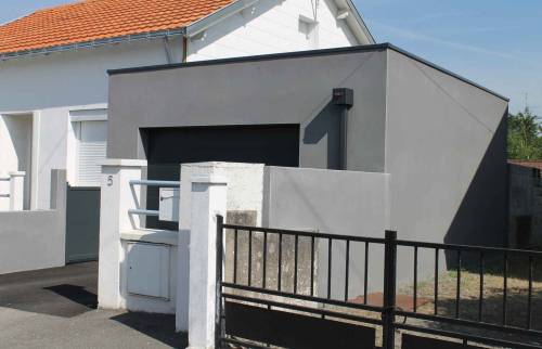 Construction d'une extension pour un garage à Bouguenais (44)