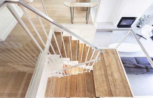 Rénovation d'un escalier vue d'en haut à Toulouse