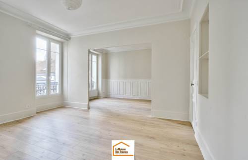 Parquet en bois massif rénové