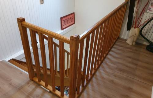 Avant la rénovation du garde-corps de l'escalier à Vern-sur-Seiche