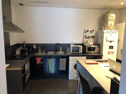 Cuisine avant travaux de rénovation d'appartement - Nantes 44