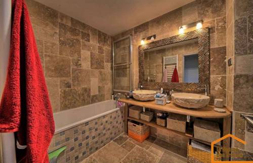 Rénovation d'appartement à Montbazon (37250), entre modernité et style.